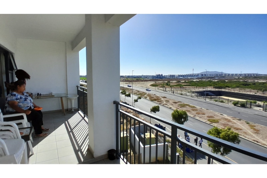 To Let 3 Bedroom Property for Rent in Parklands Western Cape